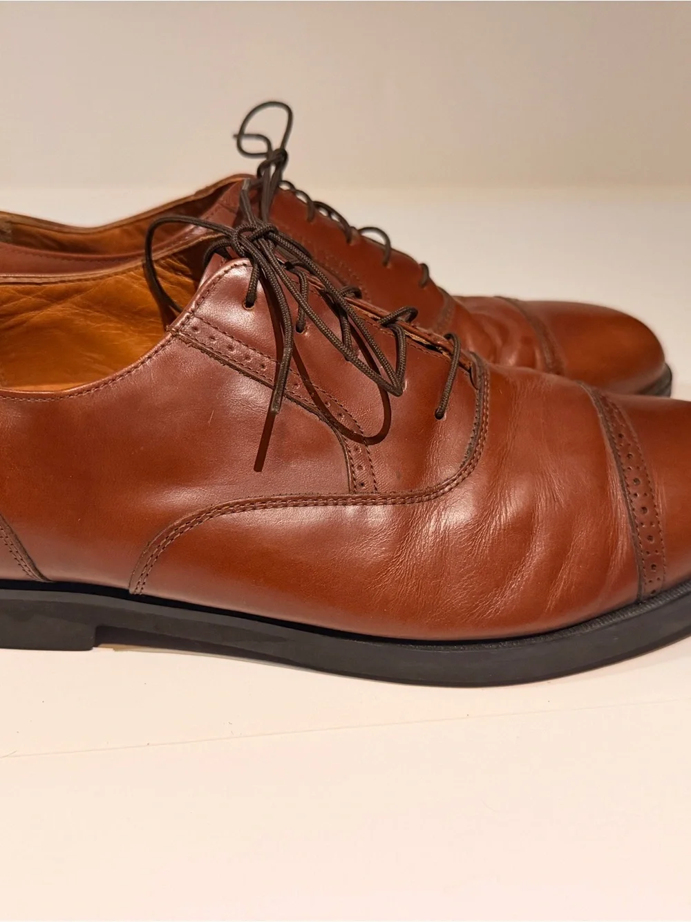 Rockport Men's Tan Brown Leather Cap-Toe Oxfords